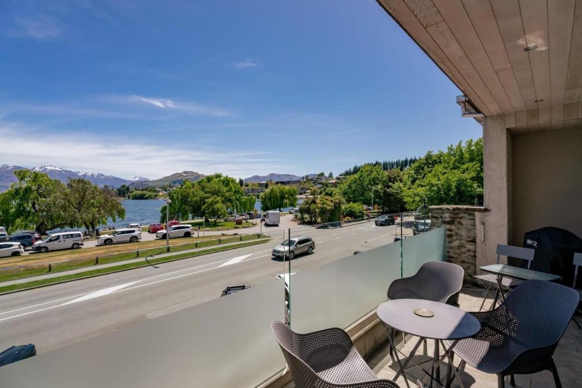 Pembroke Luxury Apartment Wanaka Exterior photo